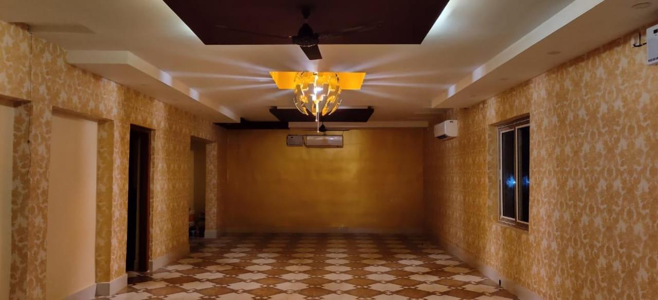 Khandagiri Ratna Resort Near Bhubaneswar Airport מראה חיצוני תמונה