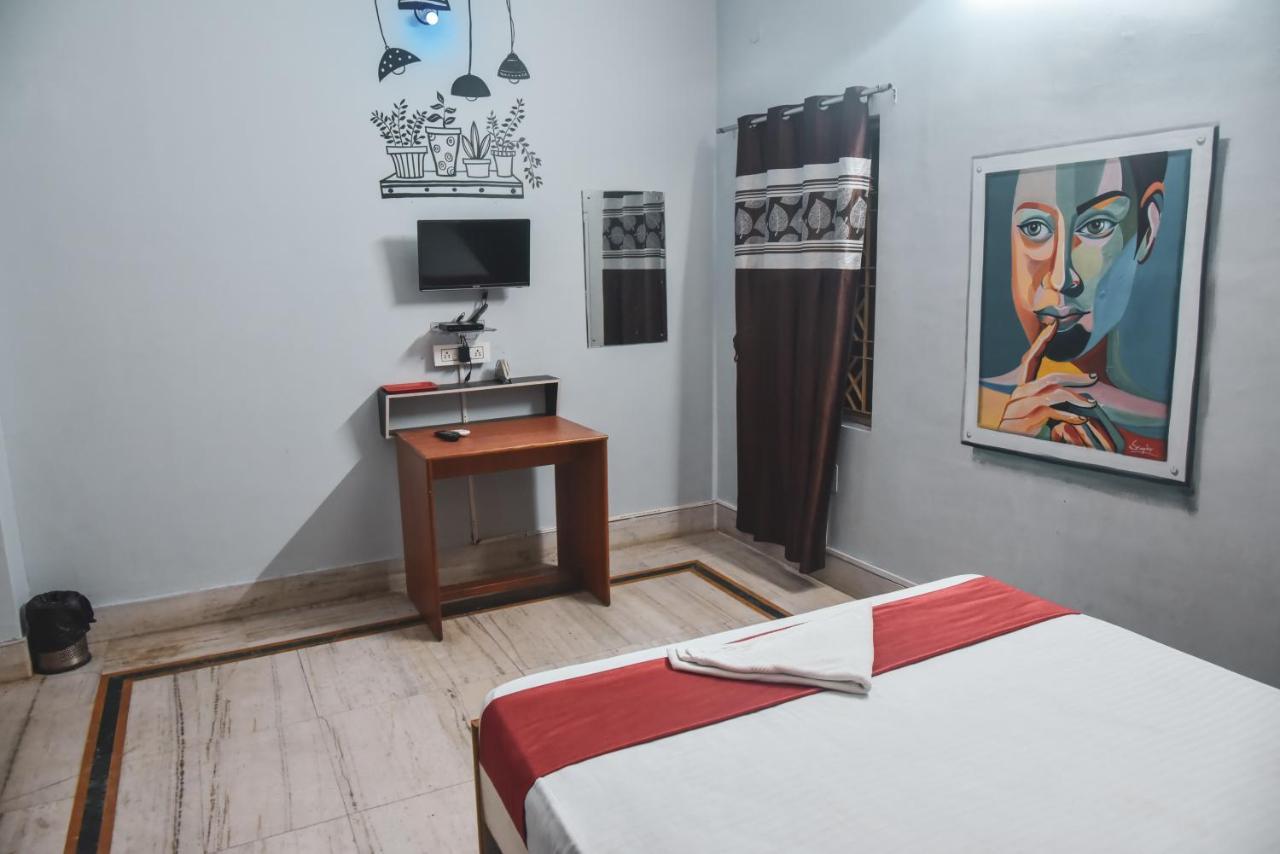 Khandagiri Ratna Resort Near Bhubaneswar Airport מראה חיצוני תמונה